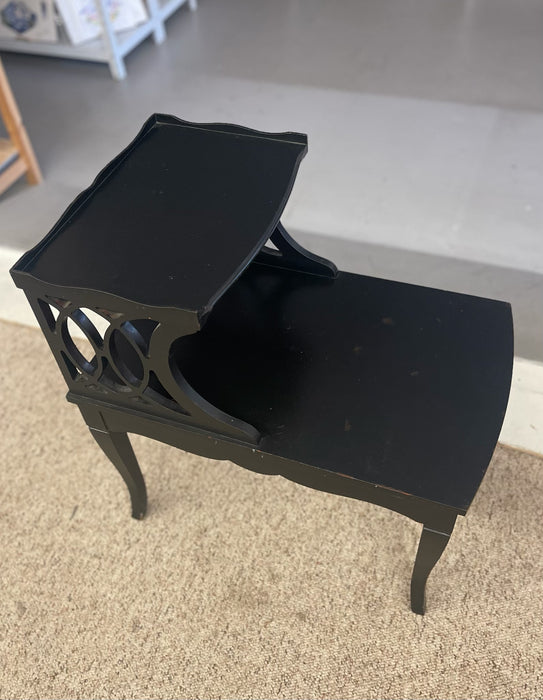 1960s Mid-Century Modern Ebonized Coffee Table by Lane Furniture with Slatted Shelf and Tapered Legs