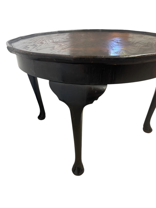 Antique Queen Anne Style Round Low Table with Scalloped Gallery Edge and Cabriole Legs