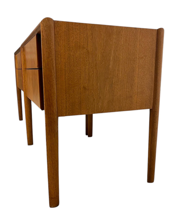 Pair of Mid-Century Modern End Tables from Drexel Parallel Collection