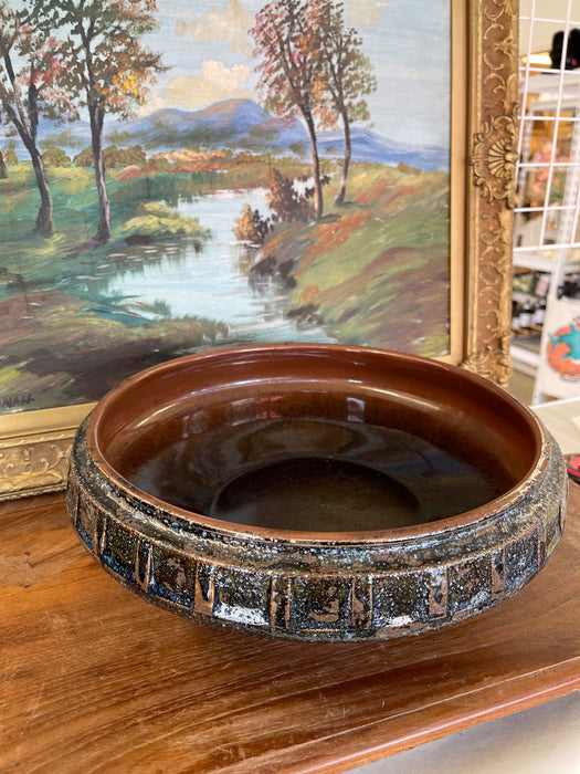 Mid-Century Modern Glazed Studio Pottery Pedestal Bowl with Textured Lava Exterior