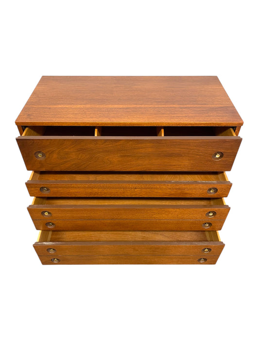 Vintage Mid-Century Modern 4-Drawer Dresser with Dovetailed Drawers
