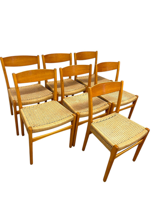Vantage Danish Mid Century Modern Dining chair Set of 7 Attributed to Skovmand & Andersen for Moreddi