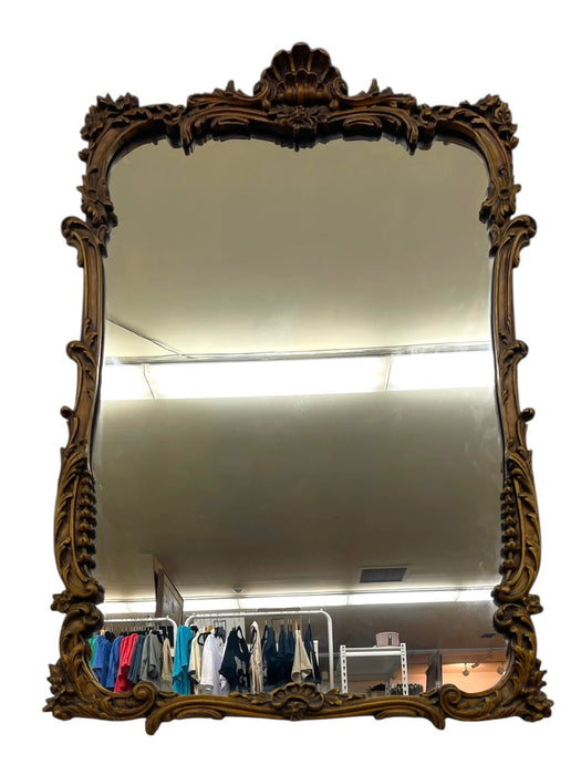 French Louis XV Style Carved Giltwood Wall Mirror with Shell Crest and Floral Details