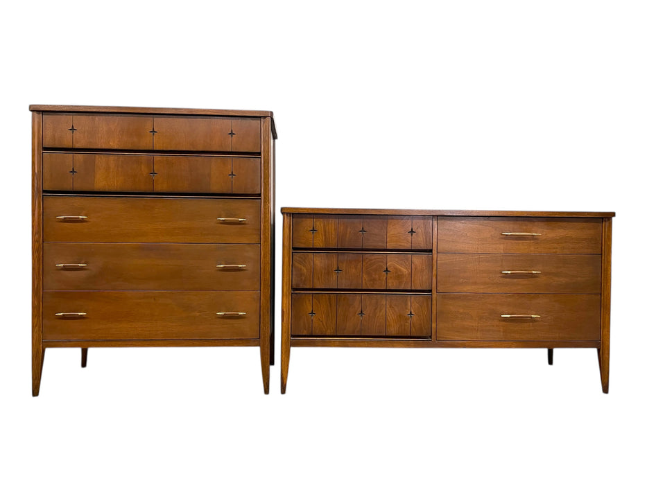 1960s Broyhill Saga Mid-Century Modern Bedroom Set - 6-Drawer Dresser & Highboy Chest with Starburst Carvings