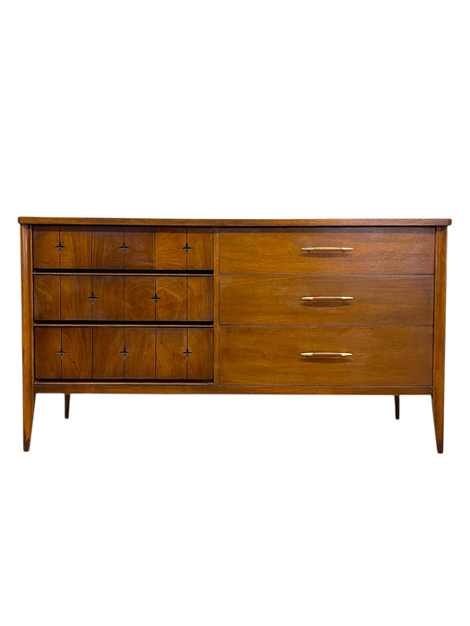 1960s Broyhill Saga Mid-Century Modern Bedroom Set - 6-Drawer Dresser & Highboy Chest with Starburst Carvings
