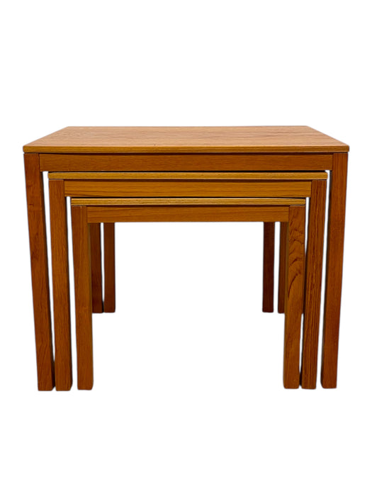 Vintage Mid-Century Modern Nesting Tables - Set of Three