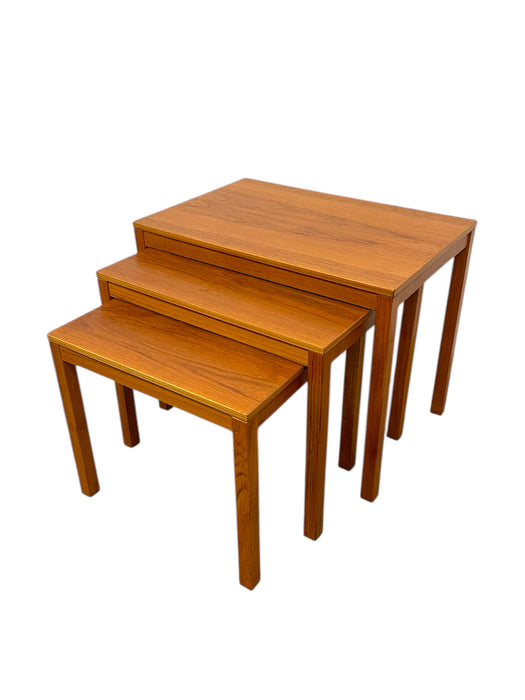 Vintage Mid-Century Modern Nesting Tables - Set of Three