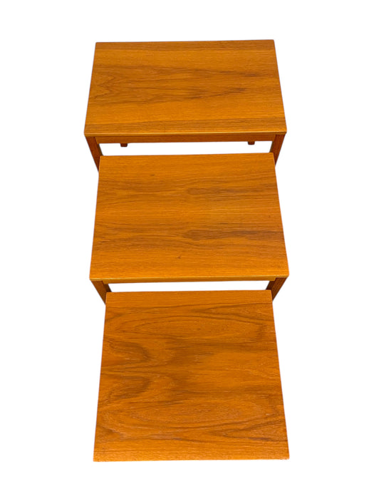Vintage Mid-Century Modern Nesting Tables - Set of Three