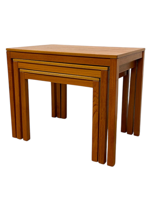 Vintage Mid-Century Modern Nesting Tables - Set of Three
