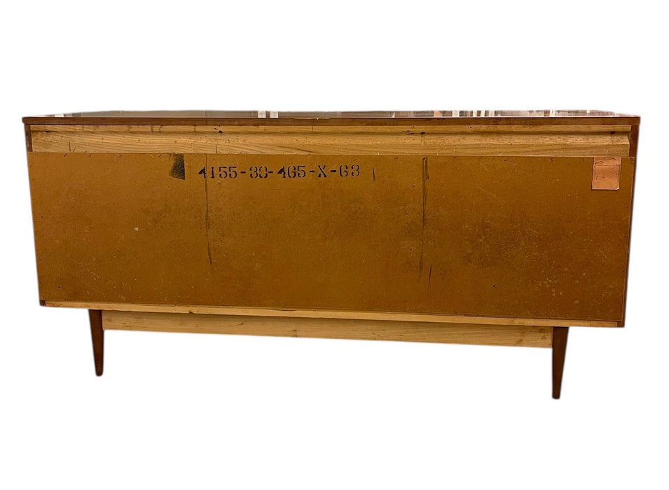 Mid-Century Modern 9-Drawer Dresser with Sculpted DrawerFronts