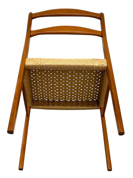 Mid-Century Danish Modern Ladder-Back Dining Chair with Woven Paper Cord
Seat