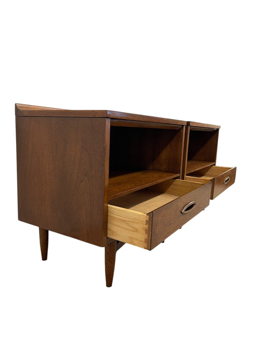 Mid-Century Modern Pair of Walnut-Toned End Table Set with Open Shelf and Dovetail Drawer