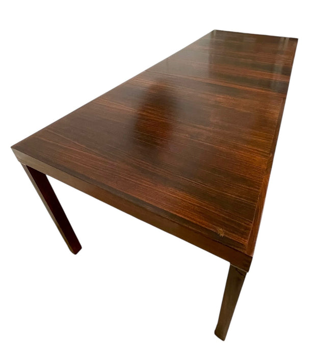 Vintage Mid-Century Modern Extendable Dining Table with Removable
Stored Leaf