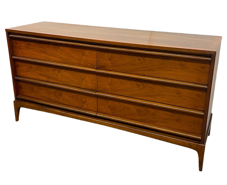 Vintage Mid Century Modern Solid Walnut Credenza by Lane Rhythm line Dovetail Drawers.