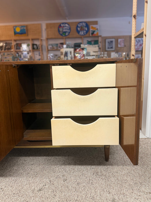 Mid-Century Modern Possibly Walnut Credenza by American of Martinsville, 1960s Style