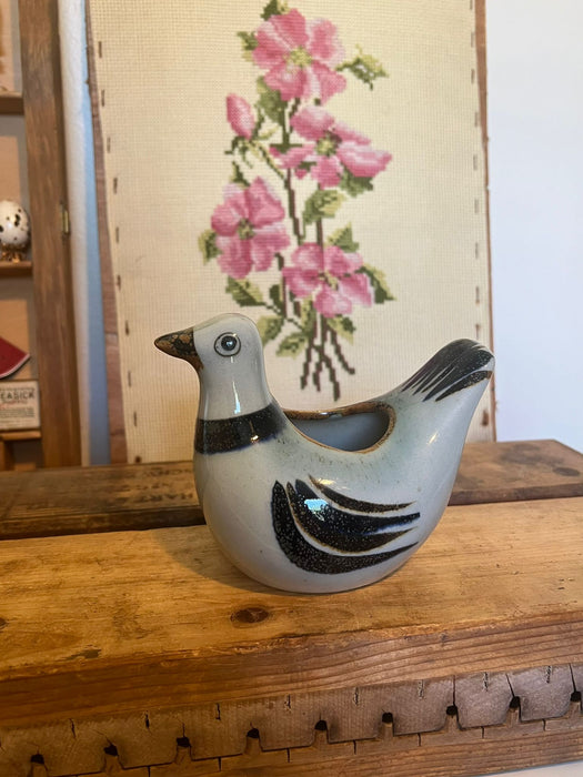 Rare Vintage Pottery Bird Ken Edwards style