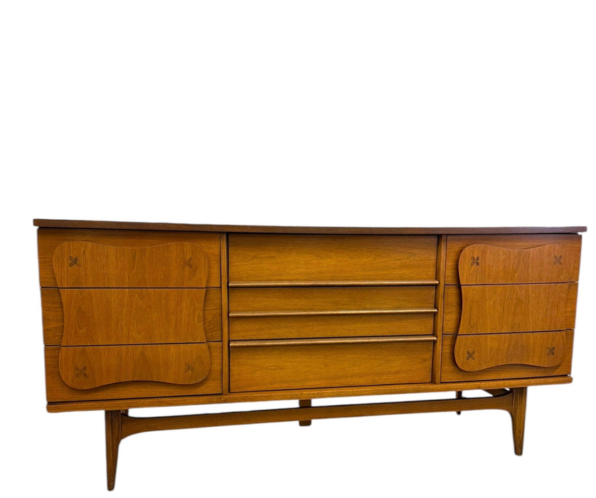 Vintage Bassett Monterey Mid-Century Modern Walnut 9 Drawer Dresser with Rosewood ‘X’ Inlays by Leo Jiranek Circa 1963