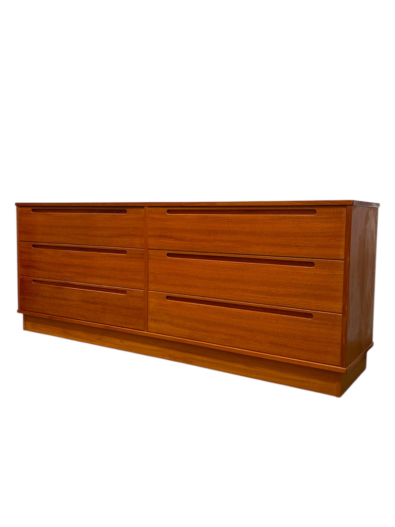 Vintage Danish Mid Century Modern Teak 6 Drawer Dresser by Nils Jonsson for Torring Mobelfabrik