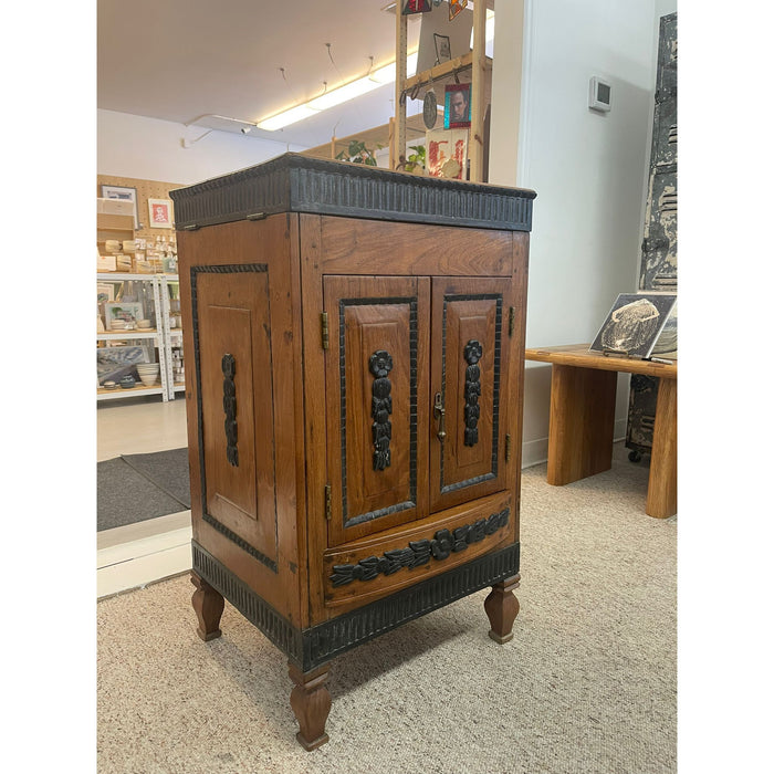 Vintage Dutch Colonial Style Cabinet With Carved Wood Accents.