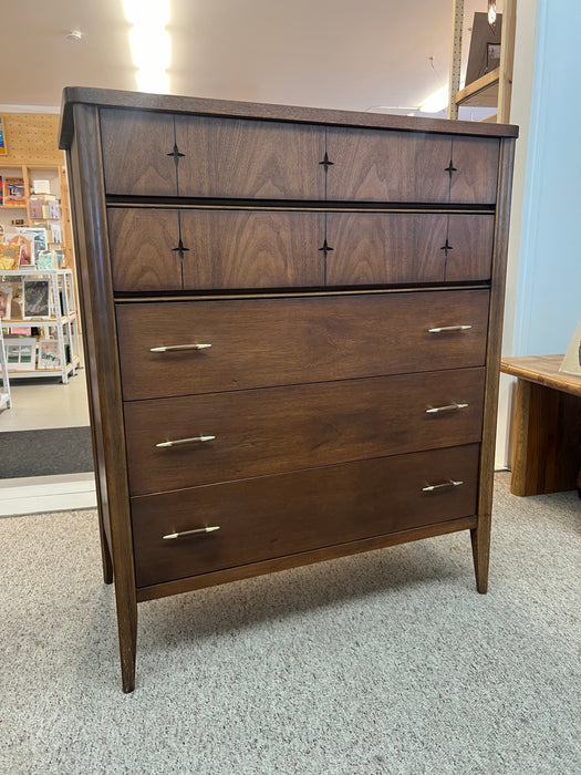Vintage Mid Century Modern 5 Drawer Walnut Wood Dresser by Broyhill with Signature Star Inlays