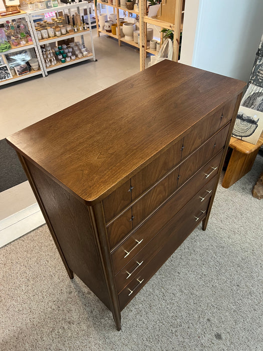 Vintage Mid Century Modern 5 Drawer Walnut Wood Dresser by Broyhill with Signature Star Inlays