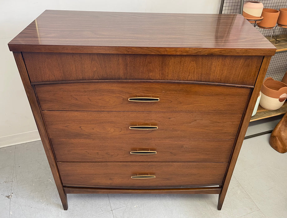 Vintage Mid Century Modern 5 Drawer walnut toned Dresser