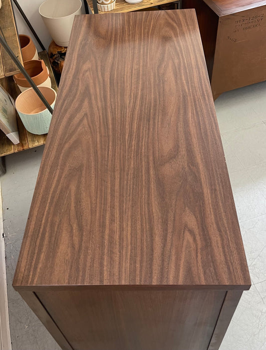 Vintage Mid Century Modern 5 Drawer walnut toned Dresser