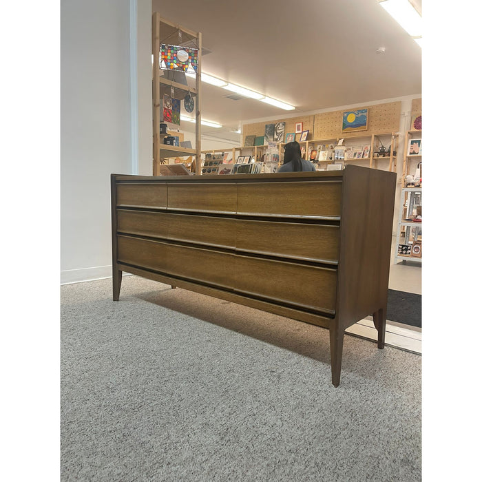 Vintage Mid Century Modern Dresser by United