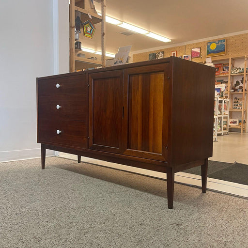 Vintage Mid Century Modern Drexel Style Walnut Toned Lowboy Credenza.