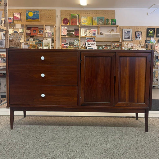 Vintage Mid Century Modern Drexel Style Walnut Toned Lowboy Credenza.