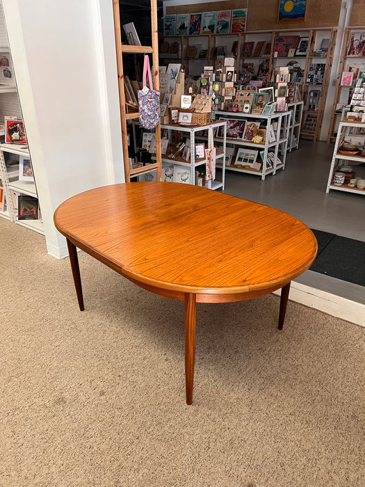 Vintage Mid Century Modern G-PlanTeak Oval Extending Dining Table1970s Butterfly Leaf UK Import