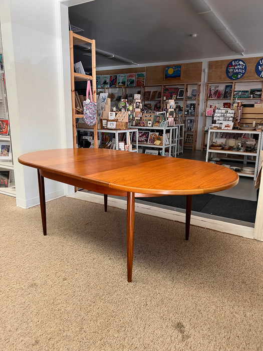 Vintage Mid Century Modern G-PlanTeak Oval Extending Dining Table1970s Butterfly Leaf UK Import