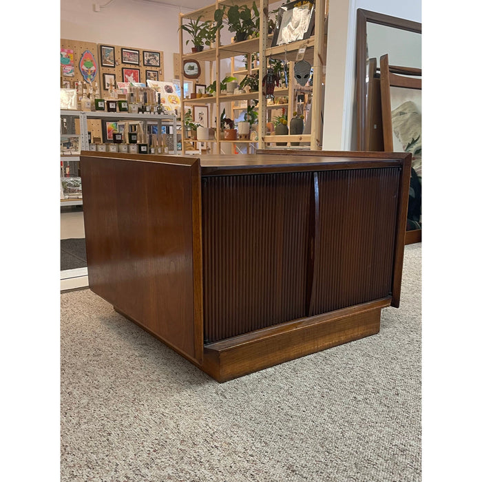 Vintage Mid Century Modern Lane First Edition Side Table Cabinet