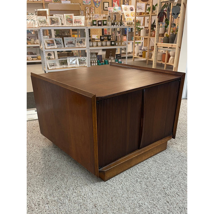 Vintage Mid Century Modern Lane First Edition Side Table Cabinet