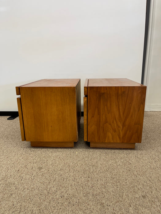 Vintage Mid Century Modern Olive Burl End Table Set by Milo Baughman for Lane