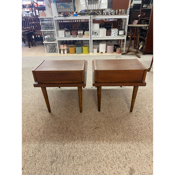 Vintage Mid Century Modern Pair of End Tables by American of Martinsville With Metal Inlay Accent.