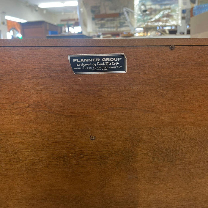 Vintage Mid Century Modern Paul McCobb Planner Group Sliding Door Lowboy Credenza.