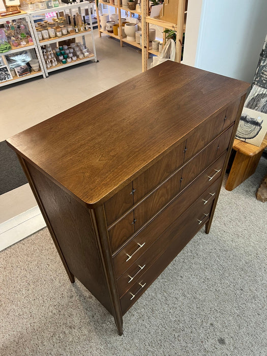 Vintage Mid Century Modern Solid Walnut Dresser Set Dovetailed by Broyhill Saga Line and Signature Star Pattern