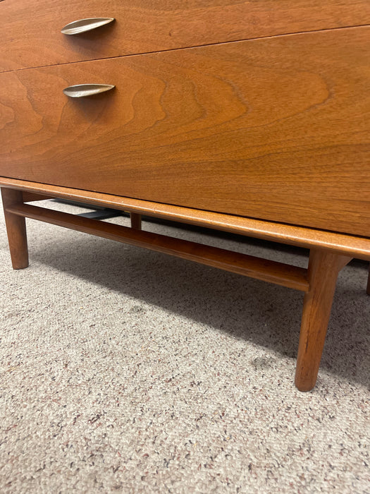 Vintage Mid Century Modern Solid Wood Dresser by Drexel Parallel, 1960s