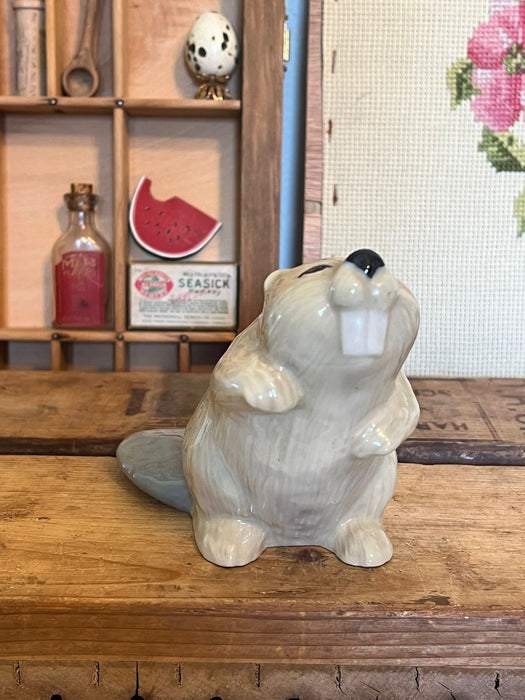 Vintage Signed 1958 Porcelain beaver Figurine.