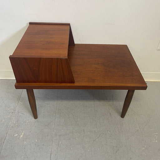 Vintage Walnut Toned Mid Century Modern Accent Table.