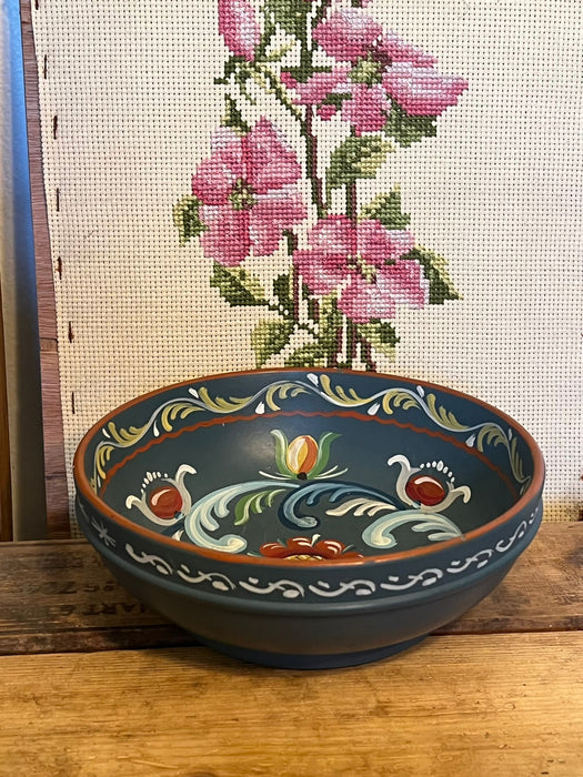 Vintage rosemaling Norwegian style handpainted wooden bowl