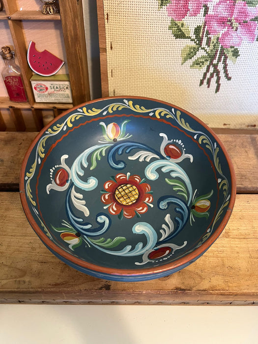 Vintage rosemaling Norwegian style handpainted wooden bowl