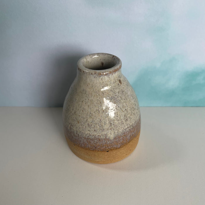 Sand bud vase
