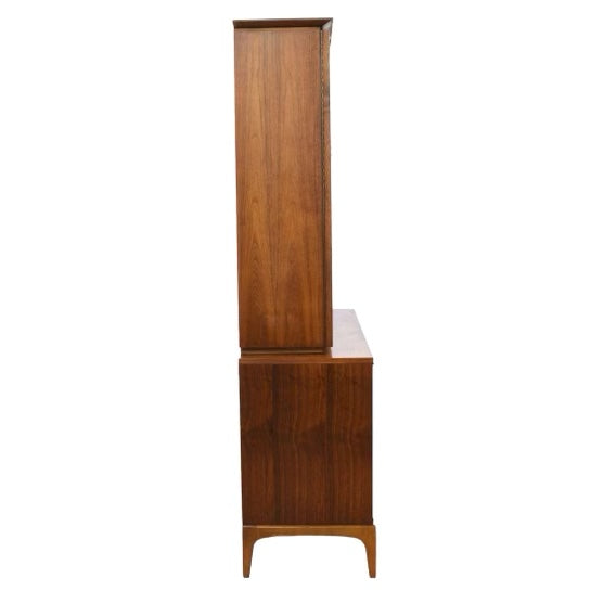 Vintage Mid Century Modern Walnut 2 Piece Credenza Hutch ( Available by Online Purchase Only)