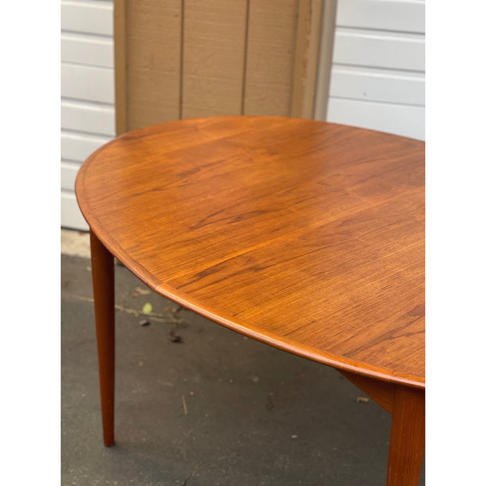Vintage Mid Century Modern Dining Table UK Import (Available by Online Purchase Only)