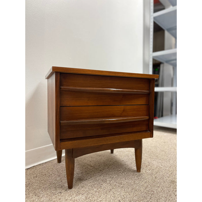 Vintage Mid Century Modern Night Stand with Dovetail Drawers