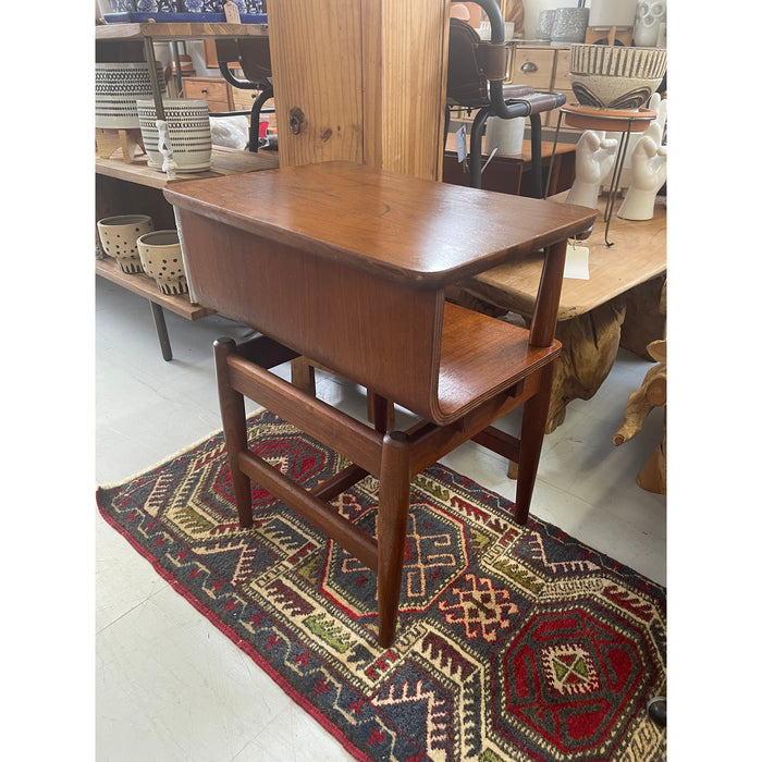 Vintage Atomic Mid Century Modern Style Accent Table