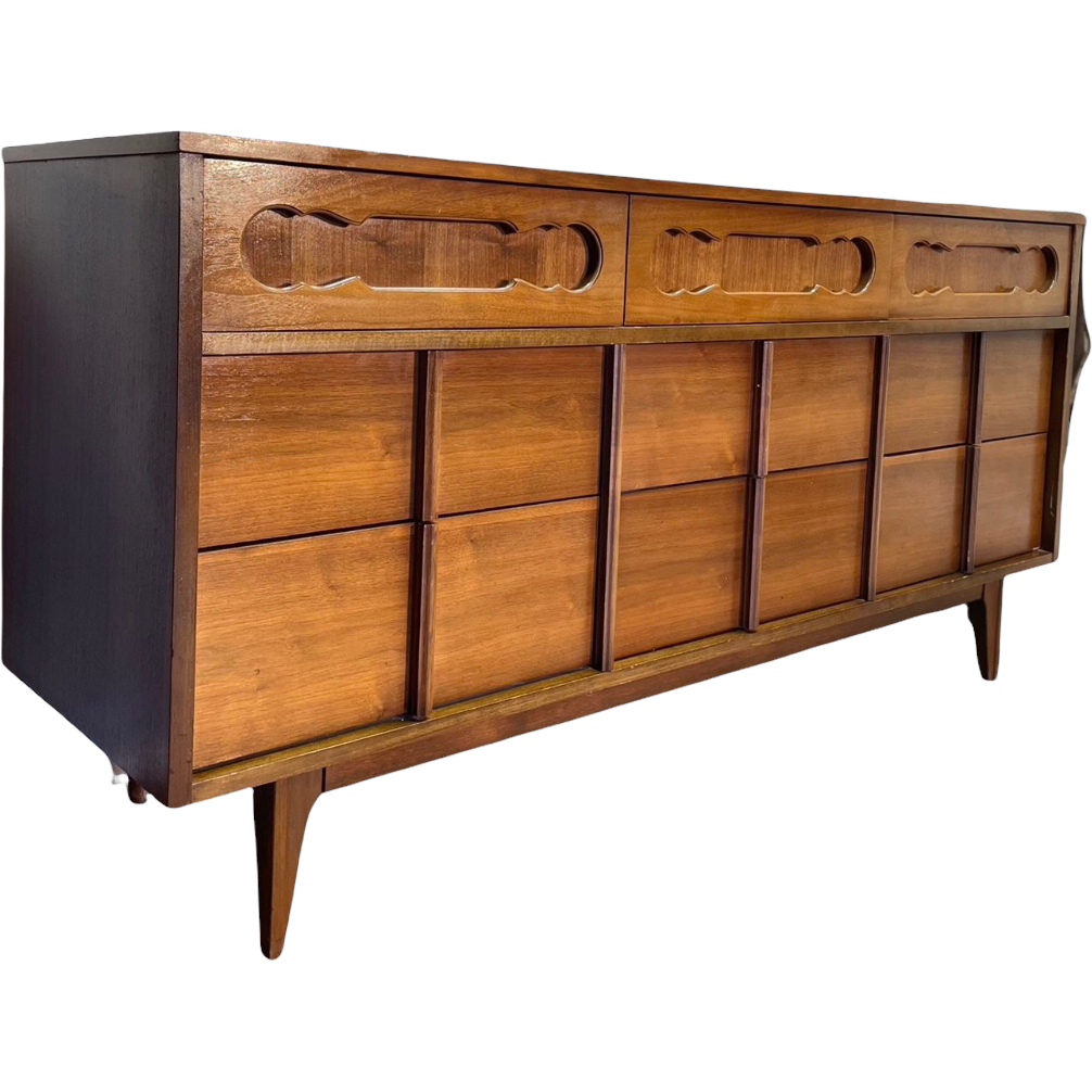 Vintage Mid Century Modern 9 Drawer Dresser Dovetailed Drawers (Available for Online Purchase Only) Big Whale Consignment Vintage Mid Century Modern 9 Drawer Dresser Dovetailed Drawers (Available for Online Purchase Only) Big Whale Consignment