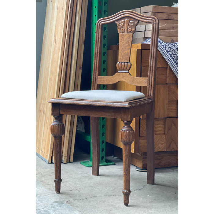 Vintage Mid Century Modern Chair (Available for online purchase only)